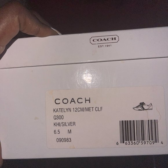 coach shoes - Picture 3 of 6